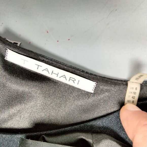 Tahari Fit & Flare Dress Womens Size 6 Black Sleeveless Lined V-Design Sheer - Picture 10 of 11